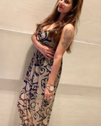Lathi Escort